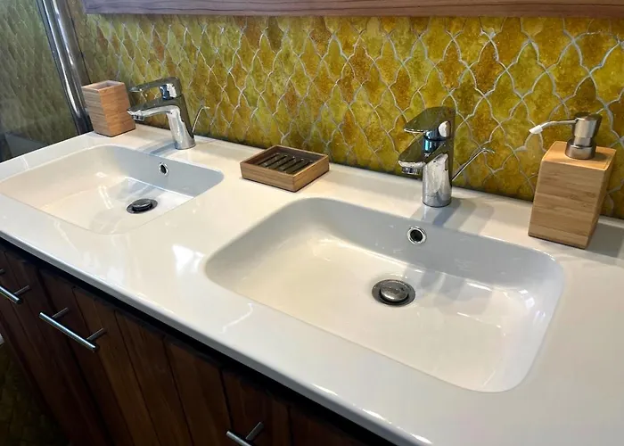 Villa Harmonie - Unique Provencal Charm Antibes